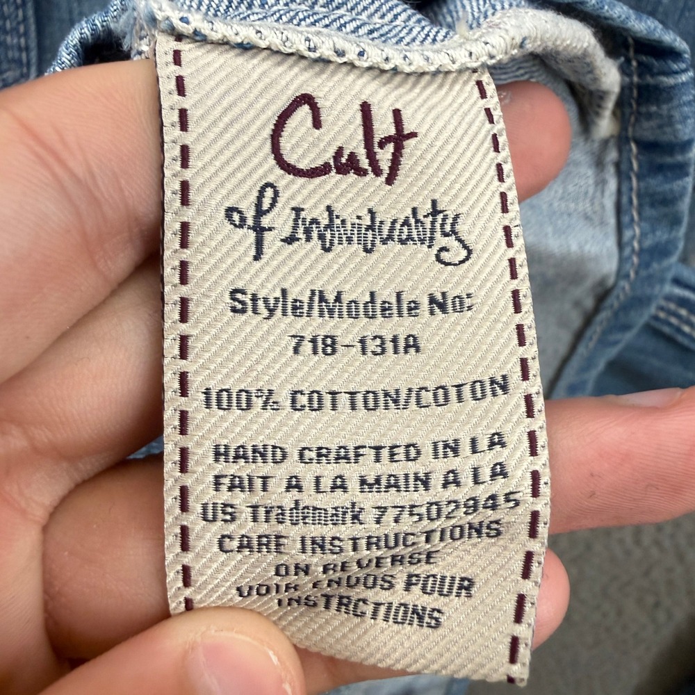 Cult of Individuality Shirt Women M Blue Denim Distressed Western Pearl Snap - Picture 8 of 10